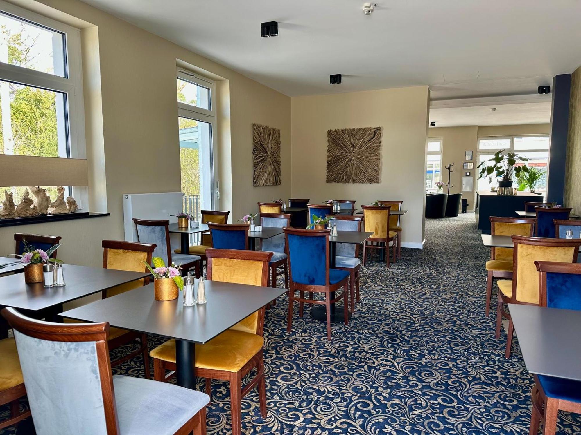 Sandbank Hotel & Appartements 卢布明 外观 照片